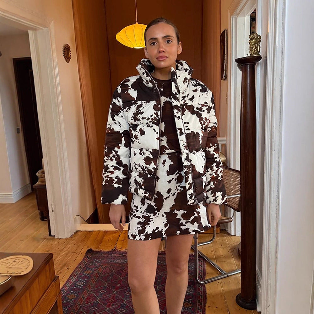 Women's cropped quilted jacket with cow print and high stand-up collar Mune Fashion