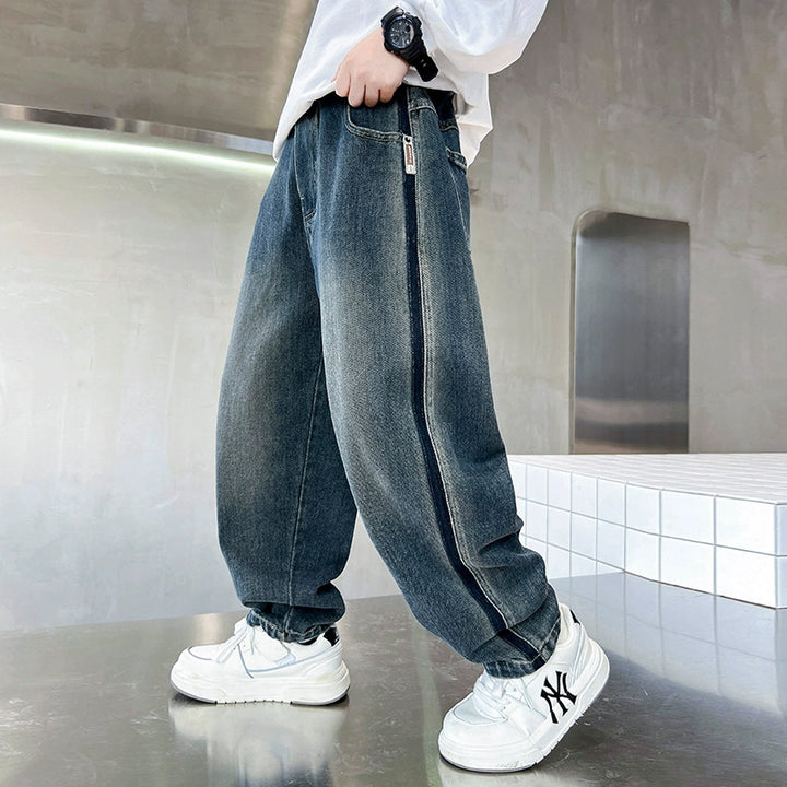 Unisex oversized Baggy Jeans with unique pocket design Mune Fashion