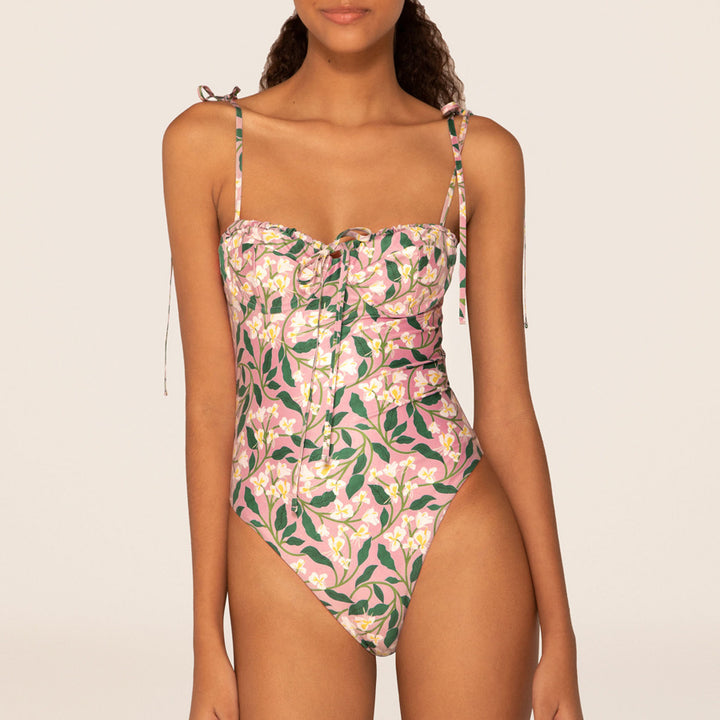 Women's bikini set with playful ruffles and high-waisted band Mune Fashion