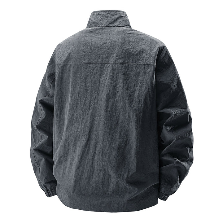 Men's lightweight wind and water-repellent casual jacket with stand-up collar and zippered pockets Mune Fashion