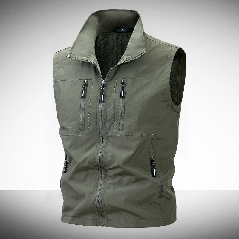 Men's Lightweight Outdoor Vest with Practical Pockets Mune Fashion