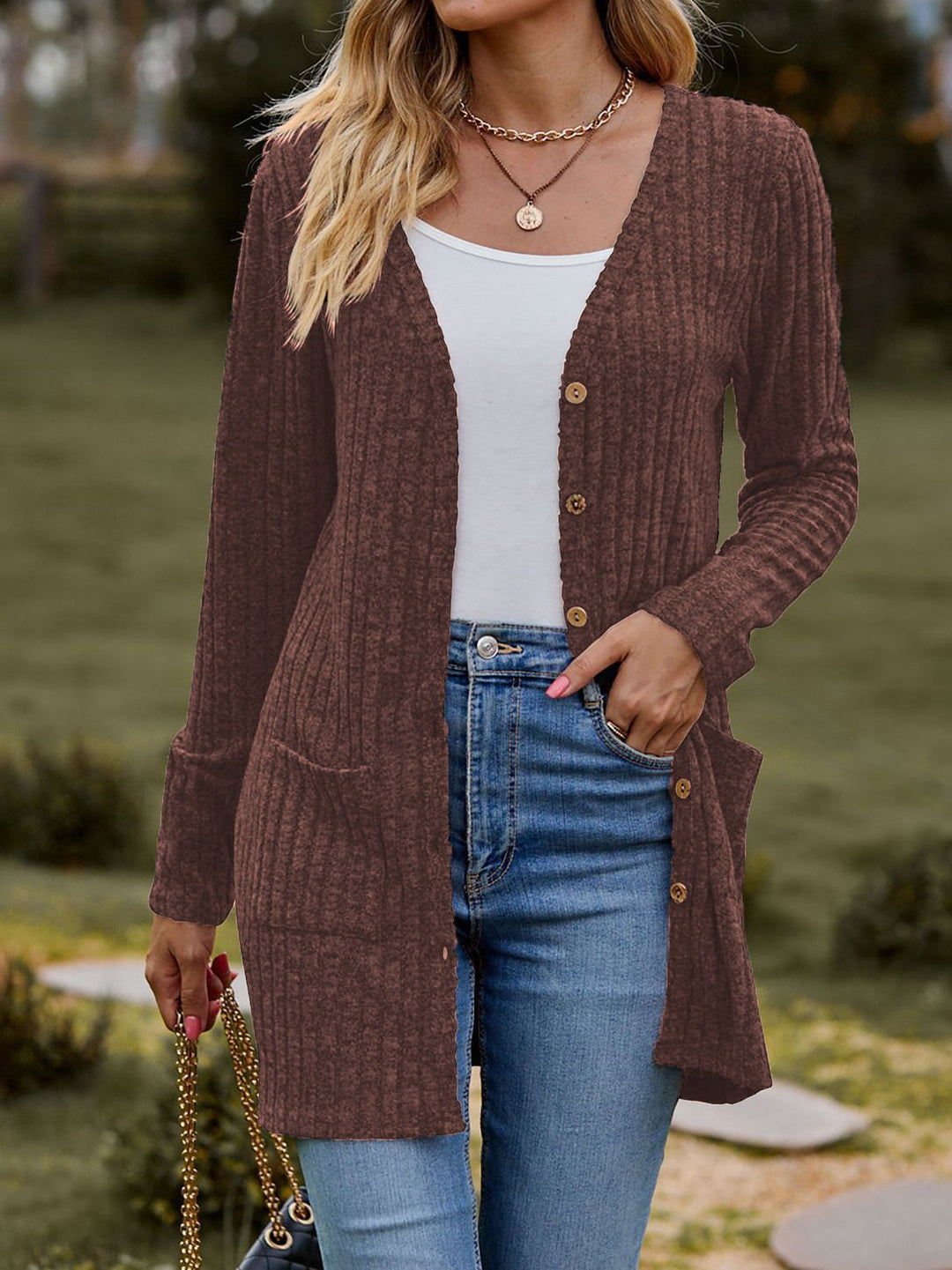 Women's longer ribbed knitted cardigan with patch pockets and wooden buttons Mune Fashion