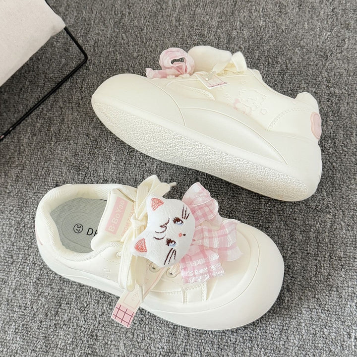 Women’s sporty sneakers with playful cat design and soft cushioned sole Mune Fashion