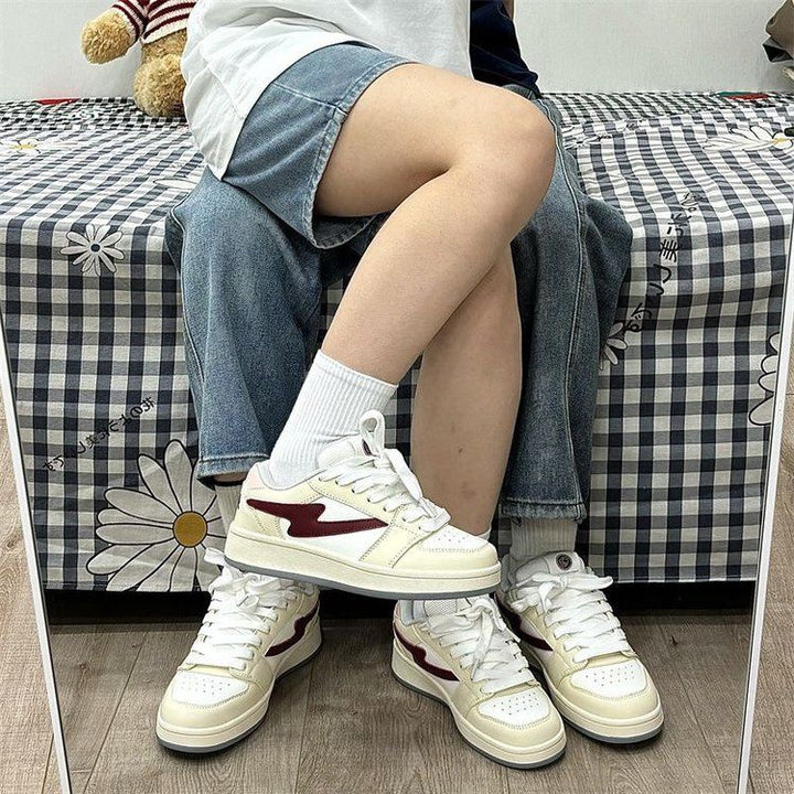 Ladies' sneaker in a sporty design with high-quality cushioning Mune Fashion