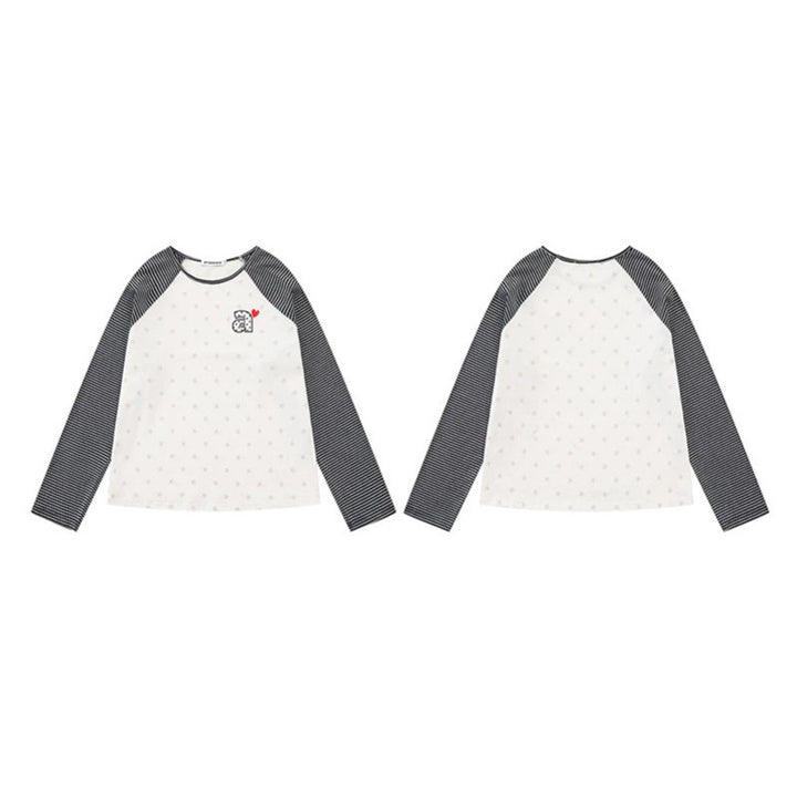 Women's raglan long sleeve shirt with striped sleeves, all-over stars and letter appliqué Mune Fashion