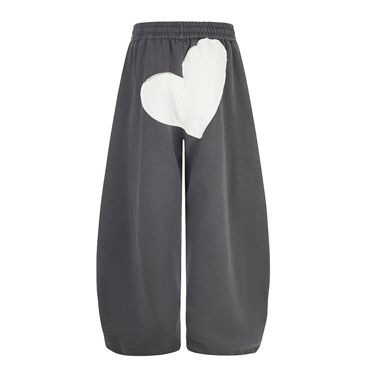 Women wide culotte sweatpants with elastic waistband and heart application Mune Fashion