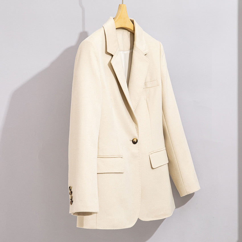 Women Long Cut Wool Blend Blazer with Single Button Closure and Flap Pockets Mune Fashion
