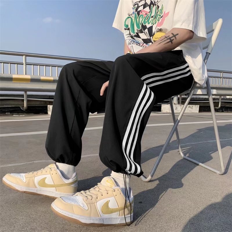 Women Modern Sports Pants Mune Fashion