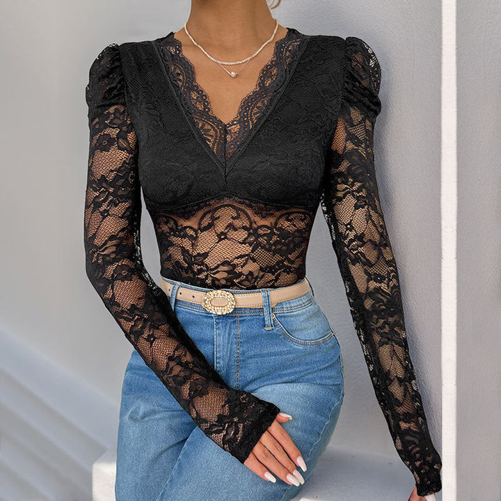 Women's figure-hugging lace bodysuit with transparent mesh, V-neck and puff sleeves Mune Fashion