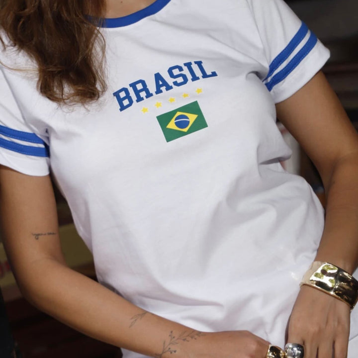 Women's sporty fan t-shirt with Brazil print and contrast stripes Mune Fashion