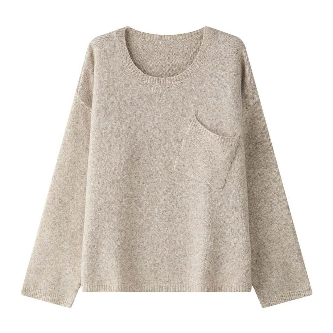 Women's cozy relaxed pullover with diagonally placed pocket Mune Fashion