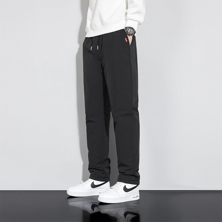 Men's straight-cut jogging pants with drawstring, side pockets & elastic waistband Mune Fashion