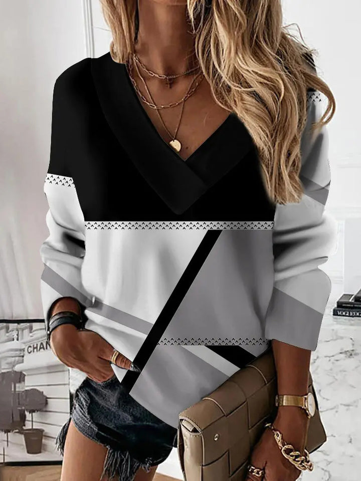 Women's Colorblock V-Neck Sweatshirt with Graphic Print Mune Fashion