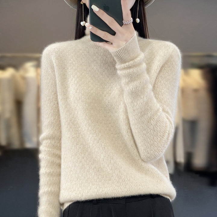 Women's soft fine-knit mock neck sweater with fluffy mohair look, delicate honeycomb structure and casual oversized fit Mune Fashion