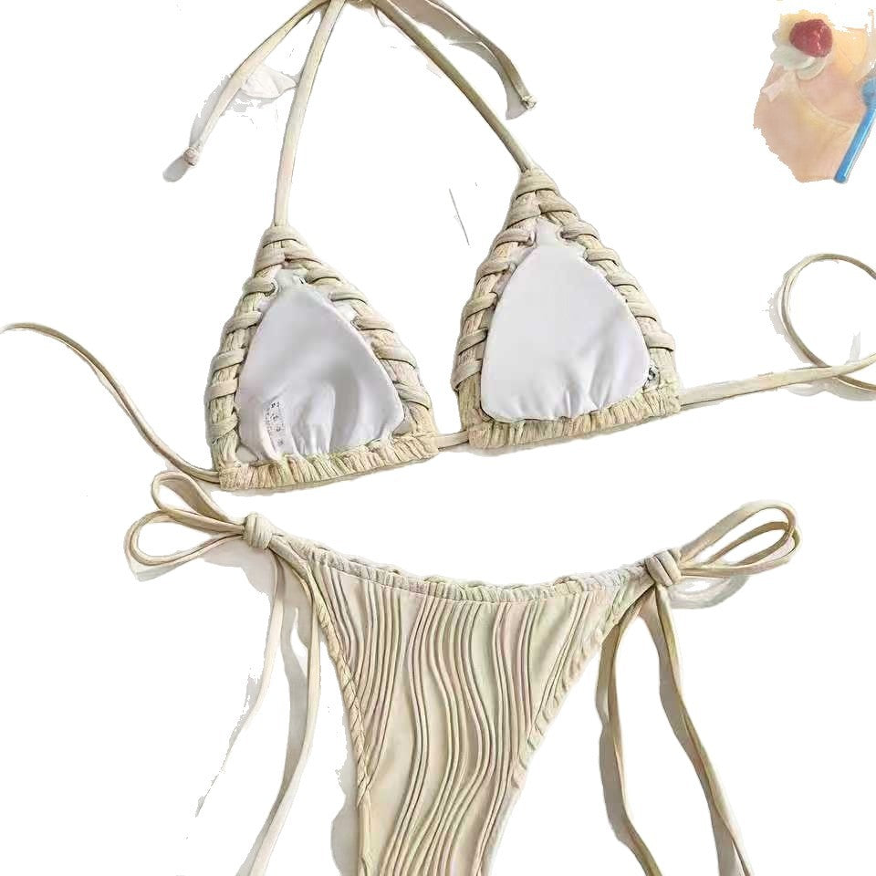 Ladies triangle bikini with wave pattern Mune Fashion