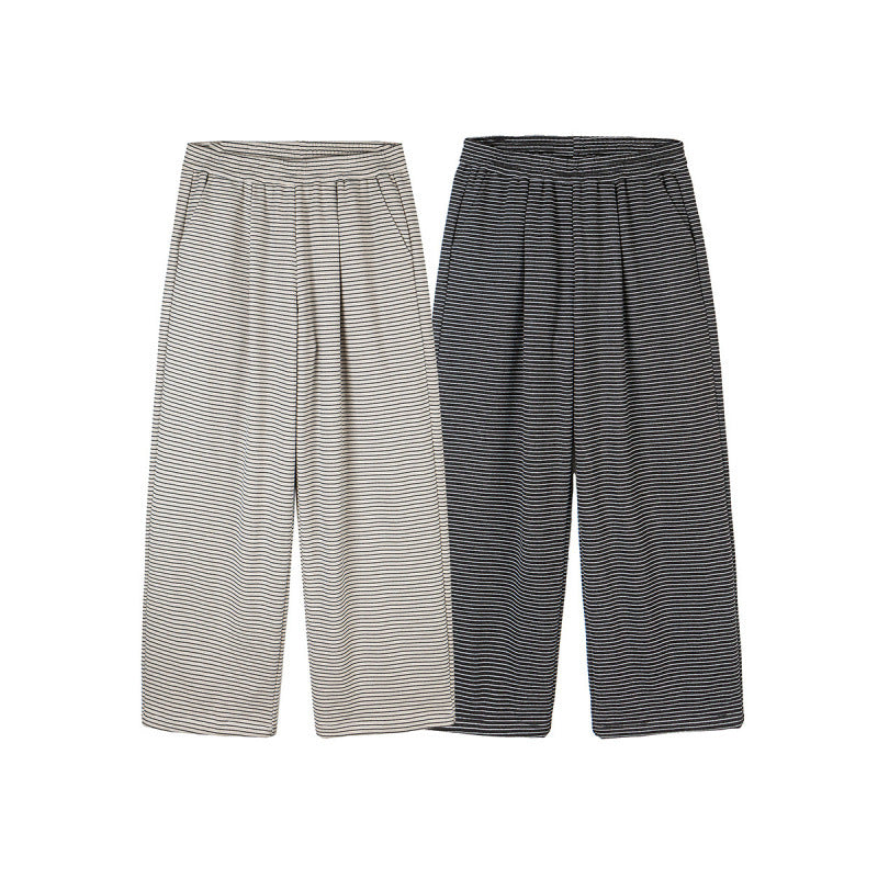 Women's culotte pants with wide leg, high waistband, and fine stripe pattern Mune Fashion