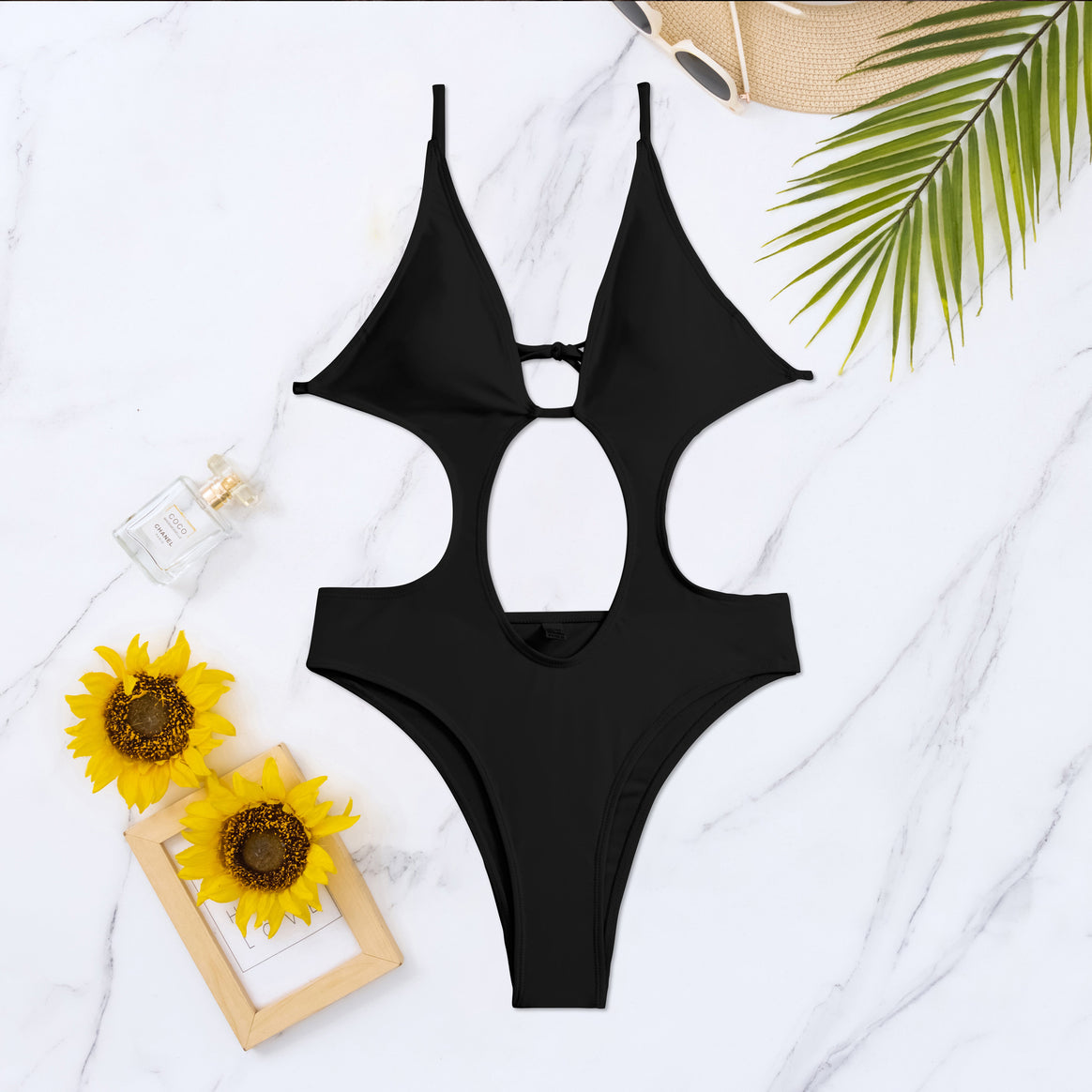 Women's One-Piece Swimsuit with Cut-Outs Mune Fashion