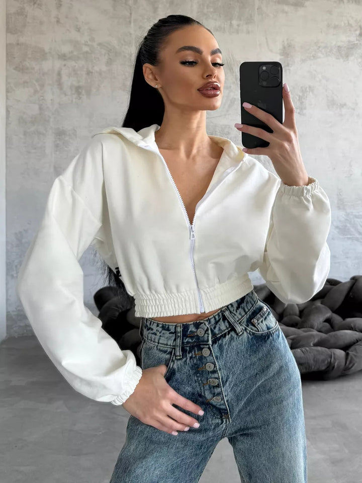 Women Short Zip-Up Hoodie with Elastic Hem and Casual Fit Mune Fashion