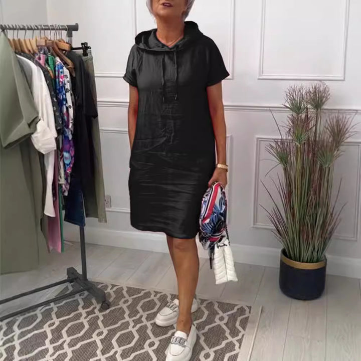 Women's nan legeres hooded dress with short sleeves, straight cut and drawstring Mune Fashion