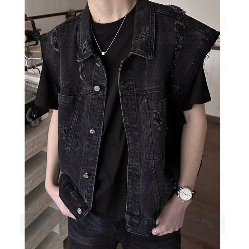 Men's denim vest in vintage used look with destroyed pockets and boxy fit Mune Fashion
