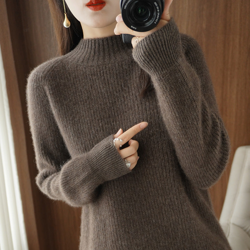 Women's Short Stand-Up Collar Sweater made of fine fine knit with cashmere-like softness and raglan sleeves Mune Fashion