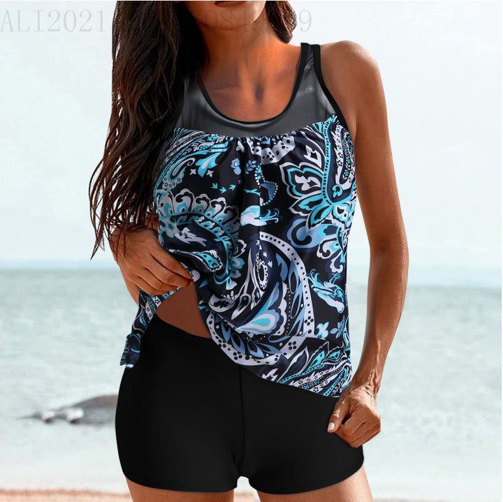 Ladies sporty beach outfit with stylish gathering Mune Fashion