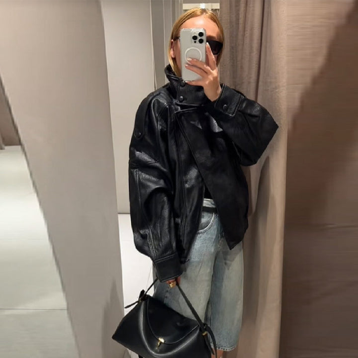 Women's Elegant and Voluminous Jacket with Stand-Up Collar Mune
