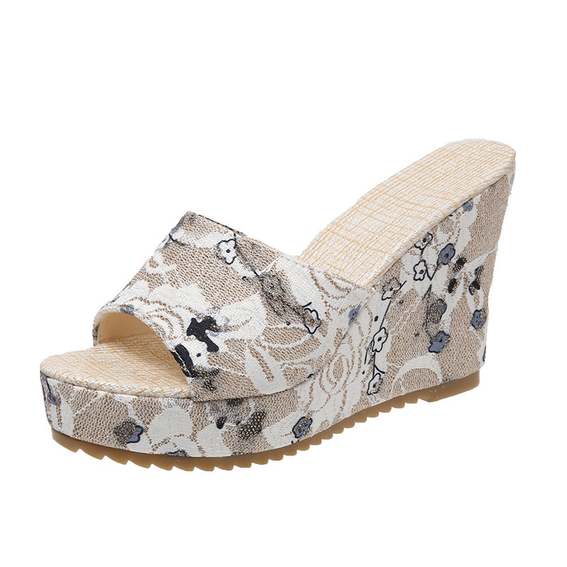 Women’s wedge-heeled slide sandal with floral jacquard fabric and platform Mune Fashion