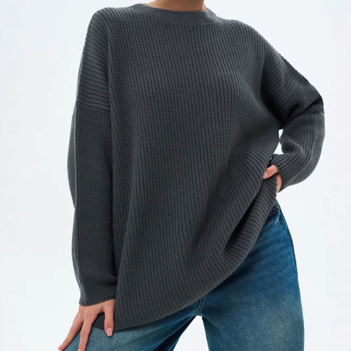 Women's Oversize Structured Knit Sweater with Round Neckline and Dropped Shoulder Mune Fashion