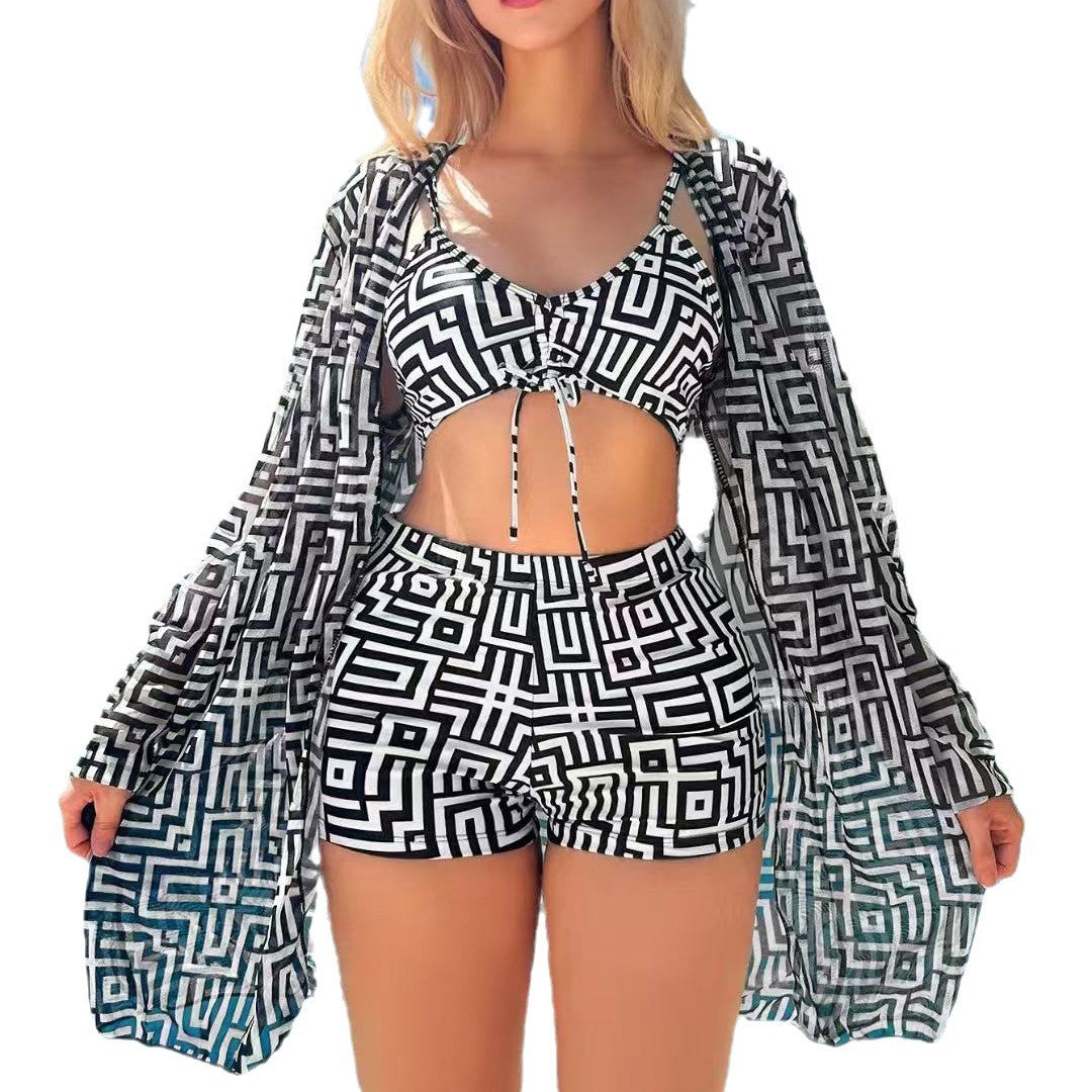 Women's bikini set with light cover-up Mune Fashion