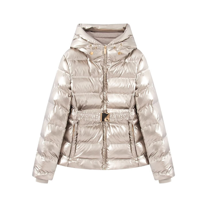 Women short cut quilted jacket with hood, fitted elastic waistband and decorative belt Mune Fashion