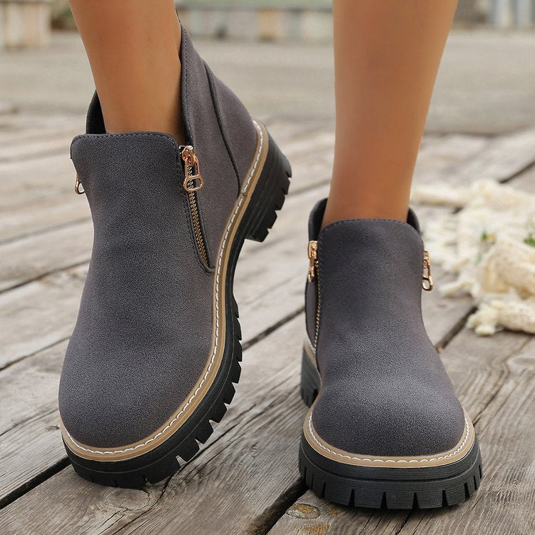 Ladies Ankle Boots with chunky tread sole and side zipper Mune Fashion