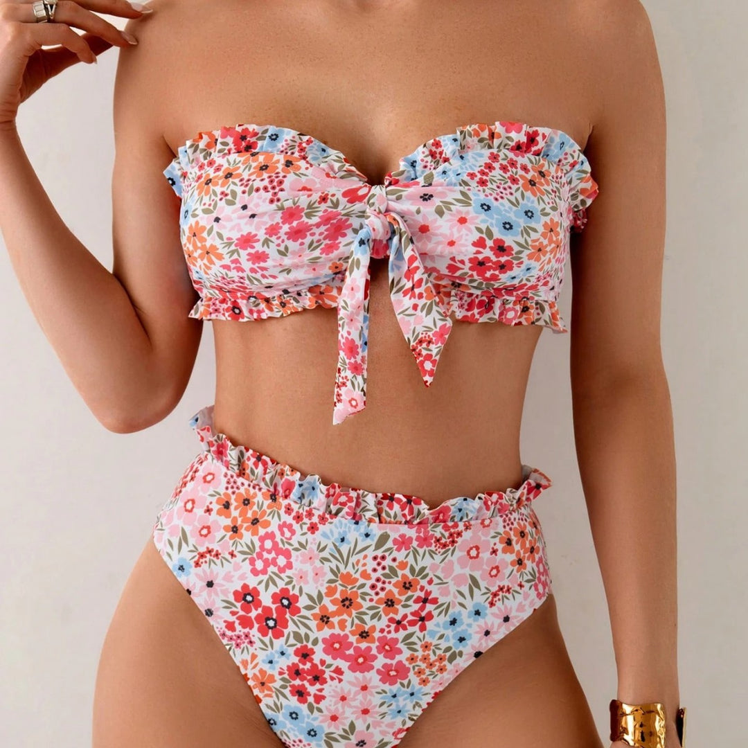 Women's bandeau bikini with playful ruffles and floral pattern Mune Fashion