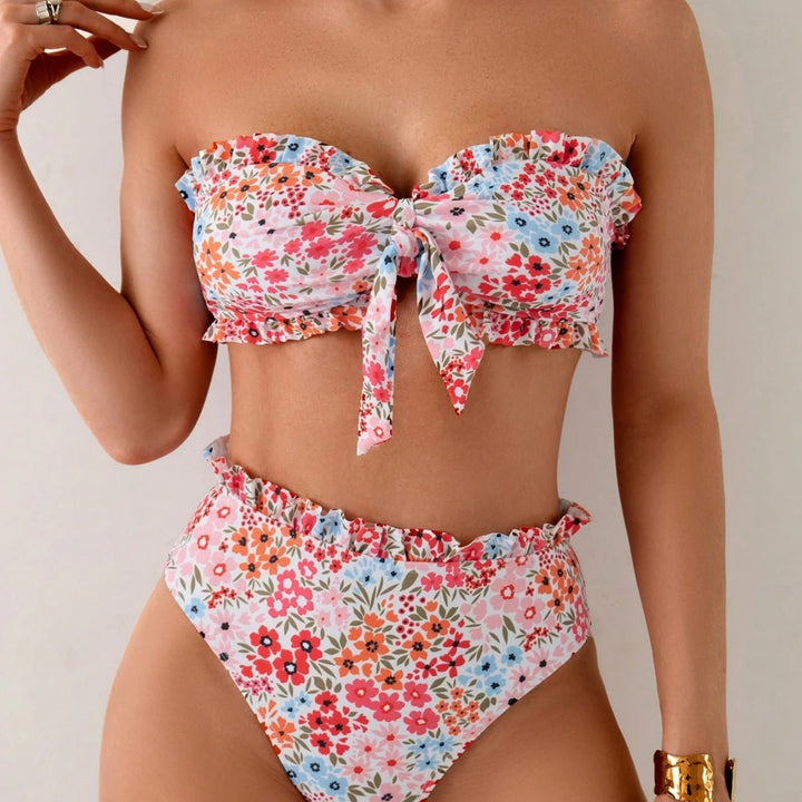 Women's bandeau bikini with playful ruffles and floral pattern Mune Fashion
