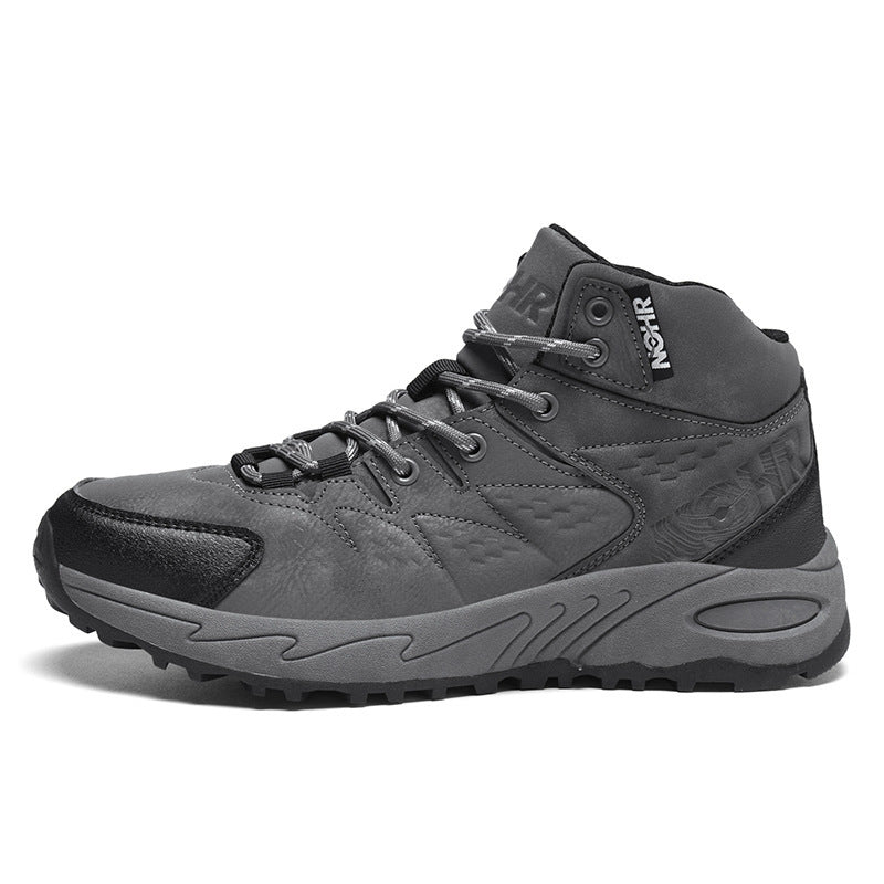 Men's robust water-repellent trekking boots with medium shaft height and slip-resistant profile sole Mune Fashion