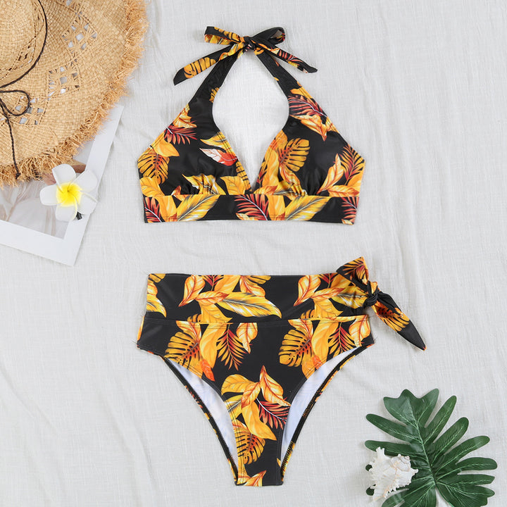 Ladies Bikini Set with playful halter top and high-cut bottom Mune Fashion