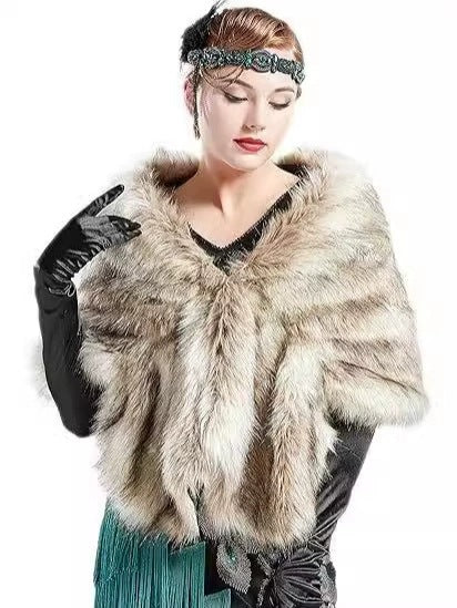 Women's elegant faux fur shoulder stole in capelet cut Mune Fashion
