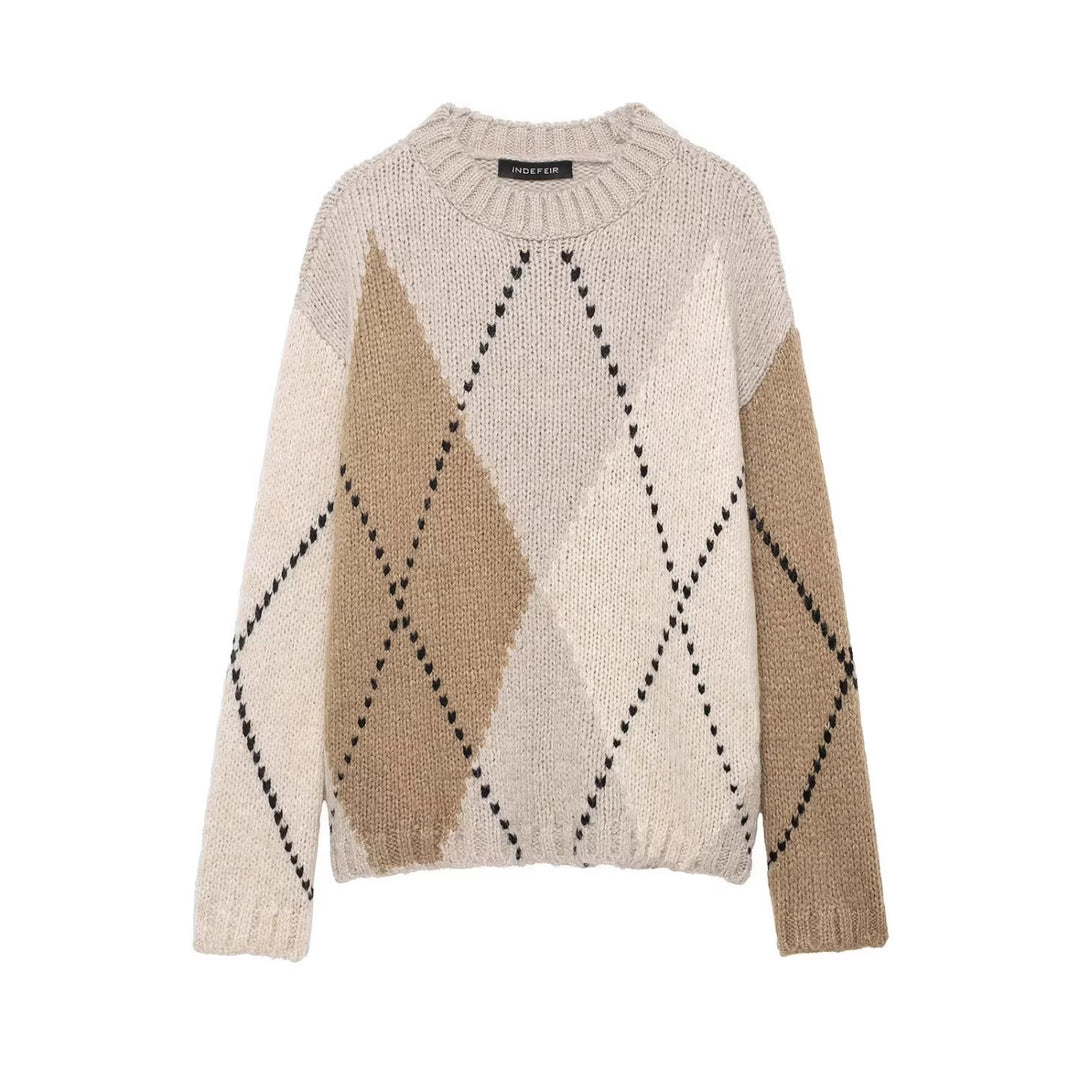 Women Chunky Knit Argyle Sweater with Oversized Cut and Ribbed Collar Mune Fashion