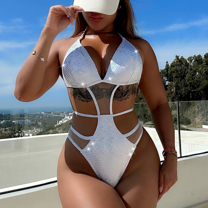 Women Cut-Out Bikini with Shimmering Design Mune Fashion