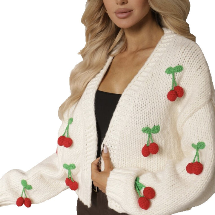 Women's short cardigan made of chunky knit with crocheted cherry appliqués and V-neck Mune Fashion