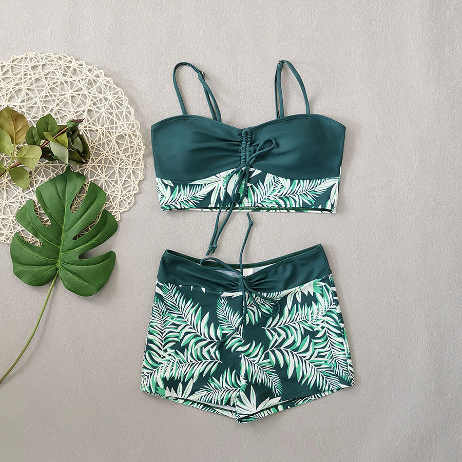 Women's Crop Top Bikini with Floral Design and Comfortable Shorts Mune Fashion