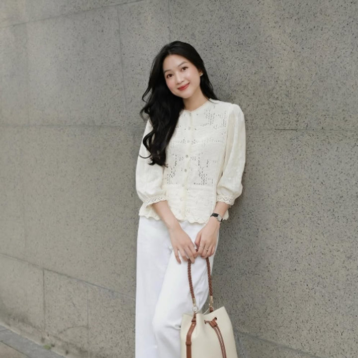 Women's Romantic Crochet Blouse with Continuous Button Placket, V-Neck and Three-Quarter Balloon Sleeves Mune Fashion