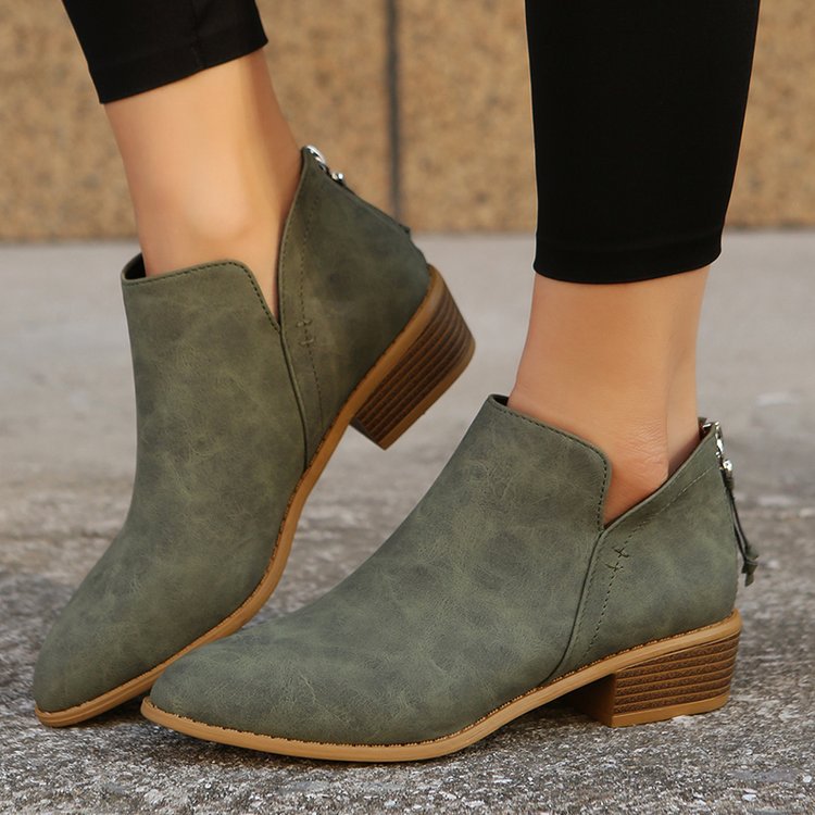 Women's metallic ankle boots with pointed toe, back zipper and low block heel Mune Fashion