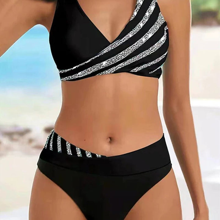 Women's Sporty Bikini Set with Trendy Wrap Top Mune Fashion