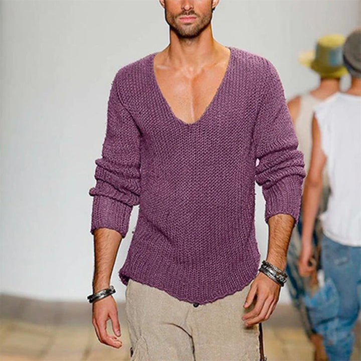 Mune | Men's casual knit sweater with deep V-neck and comfortable fit