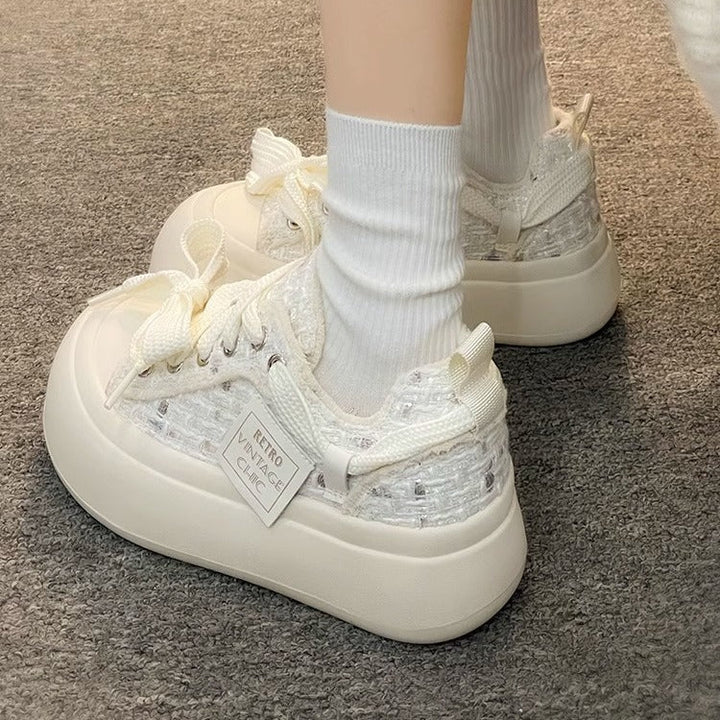 Ladies Vintage Sport Sneakers with comfortable rubber sole and soft upper material Mune Fashion