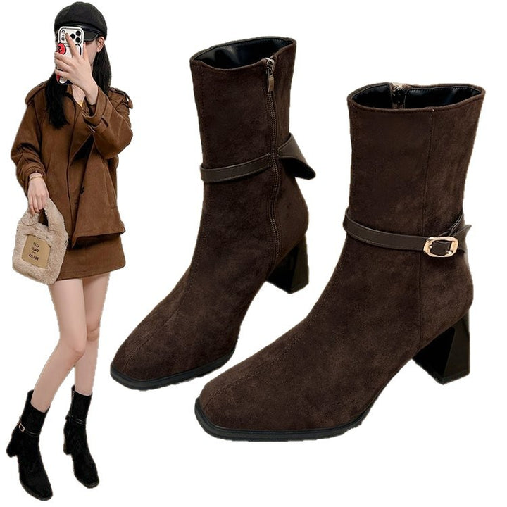 Women's ankle boots with pointed toe, side zipper, decorative strap, and comfortable block heel Mune Fashion