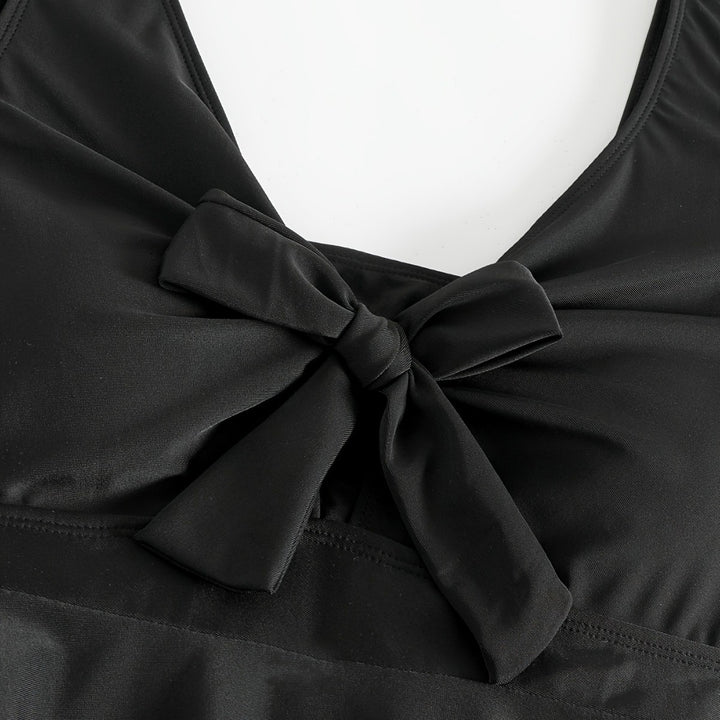 Women's figure-hugging swimsuit with elegant ruffle design Mune Fashion