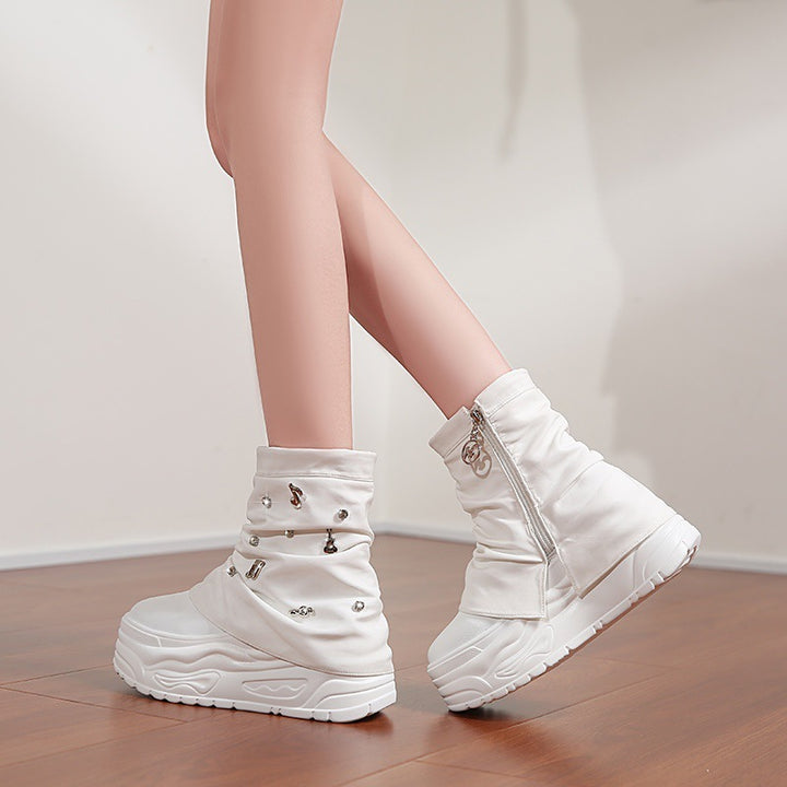 Ladies' ankle boots with gathered shaft and musical note decorative appliqués Mune Fashion