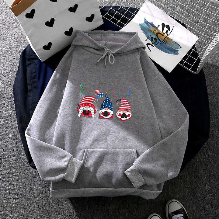 Women's hoodie with patriotic garden gnome print, brushed fleece lining, oversized cut, and kangaroo pocket Mune Fashion